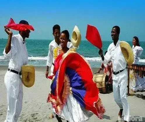 Marimba Esmeraldeña Baile vestimenta historia y música